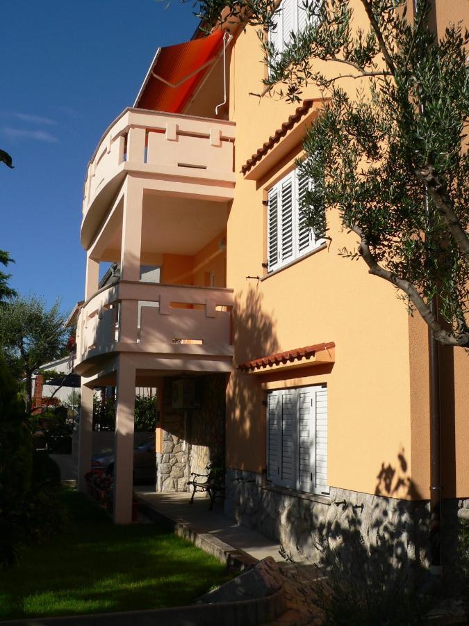 Apartman Ruza Krk Town Exterior foto