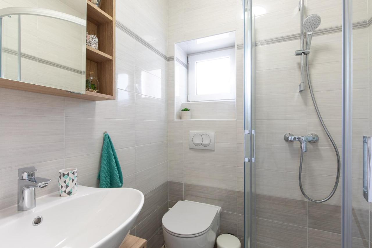 Apartman Ruza Krk Town Exterior foto