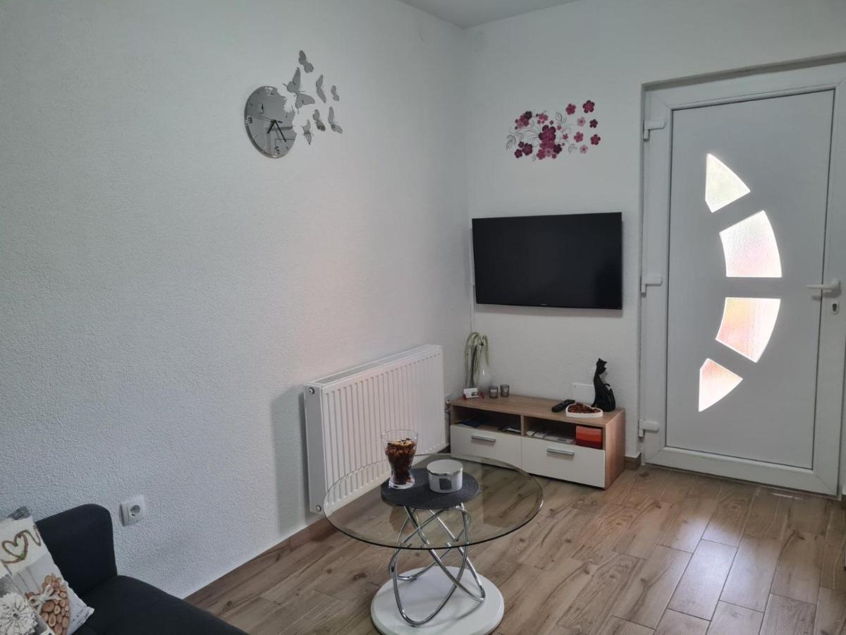 Apartman Ruza Krk Town Exterior foto