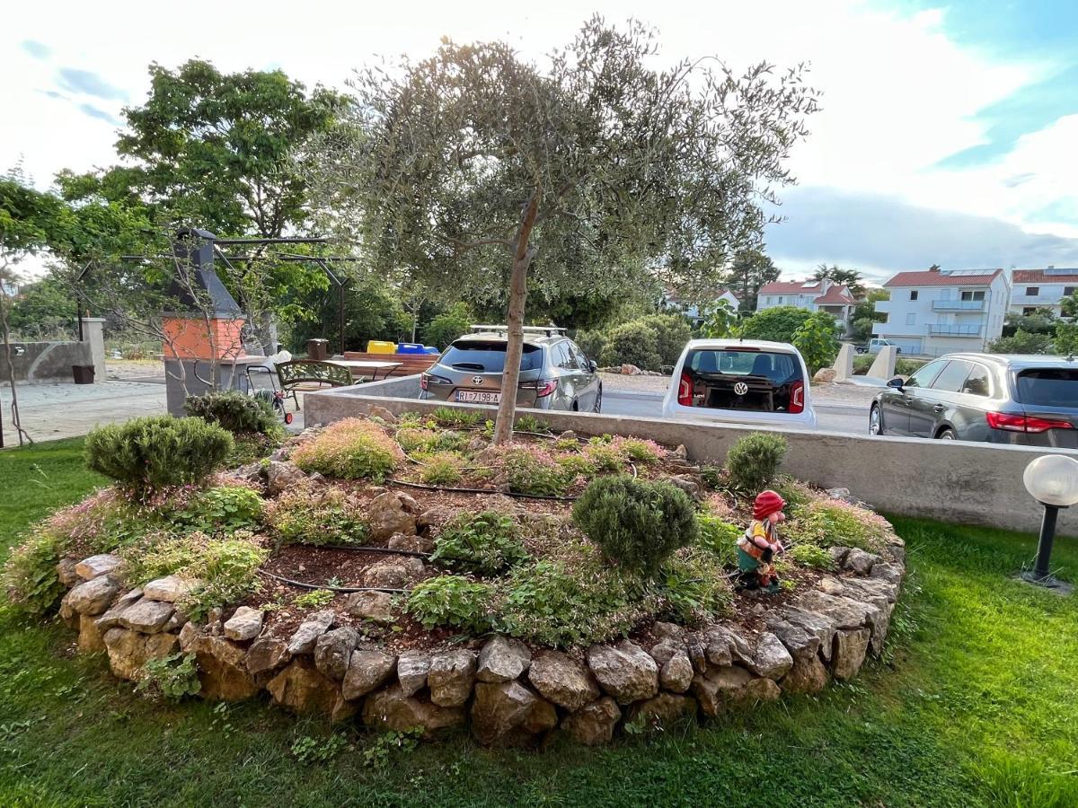 Apartman Ruza Krk Town Exterior foto